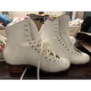 VNT Harlick Ladies Custom Figure Skating Boots Competition Stock Shoes Sz 6aa